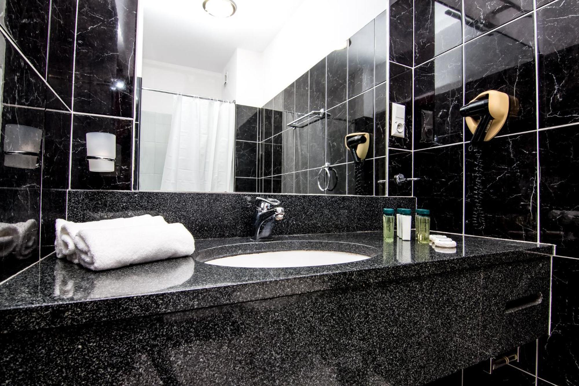 Hotel Bella Vista Warszawa Zewnętrze zdjęcie
